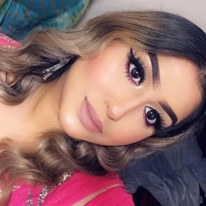 Meet your Posher, Maveena